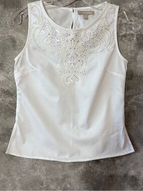 Banana Republic White Eyelet Embroidered Sleeveless Tank (love 20)